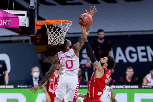 费迪南德：我之前也质疑过谢什科，但曼联确实大大提升了锋线