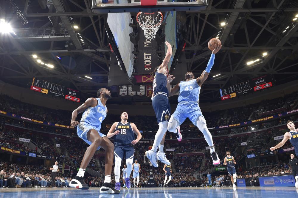 13亿欧元 13亿欧元