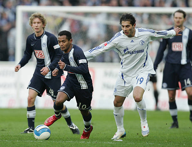 转会市场的 转会市场的