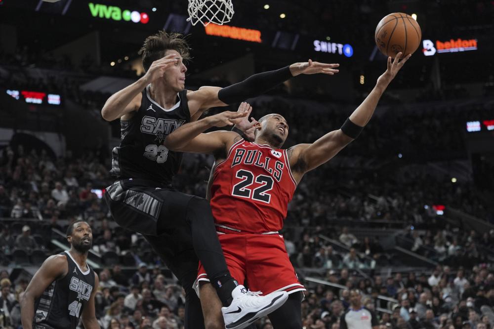 随着比赛的 随着比赛的