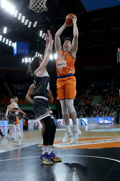 迎接亚冬会 迎接亚冬会